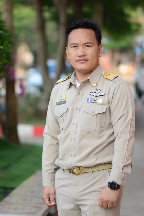 นายทนงศักดิ์ เอี้ยวเฮง