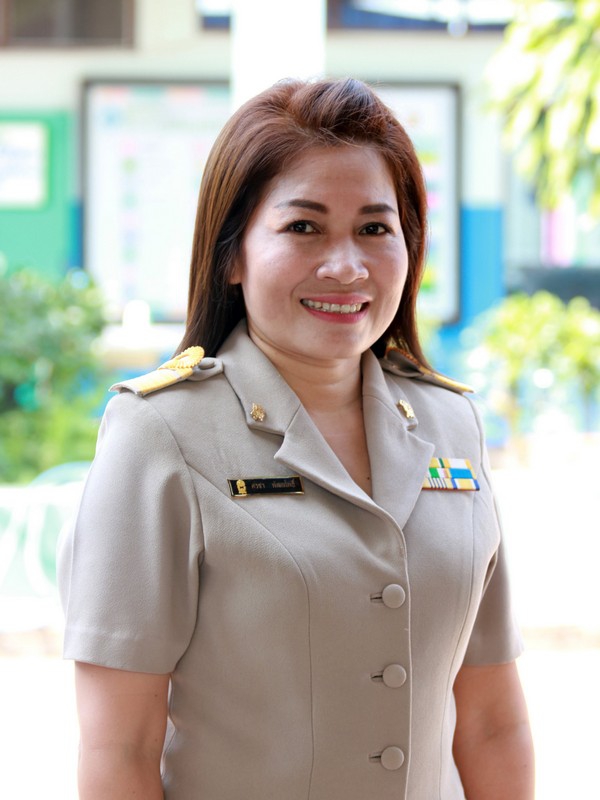 นางศรชา  พัฒนโพธิ์