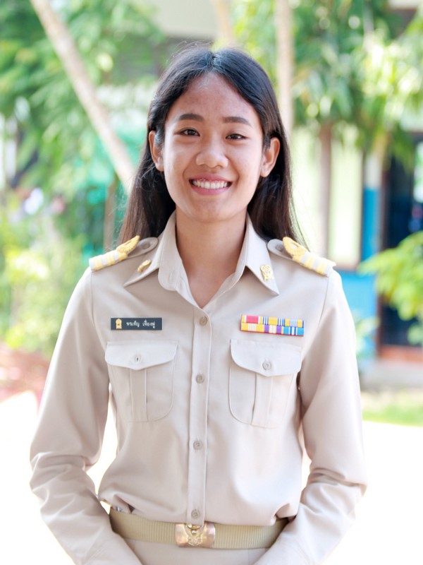 นางสาวพรเพ็ญ  เฟื่องฟู